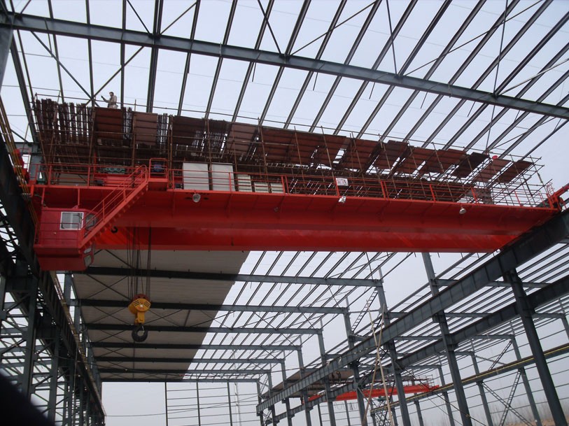 國(guó)產(chǎn)QD雙梁起重機(jī)